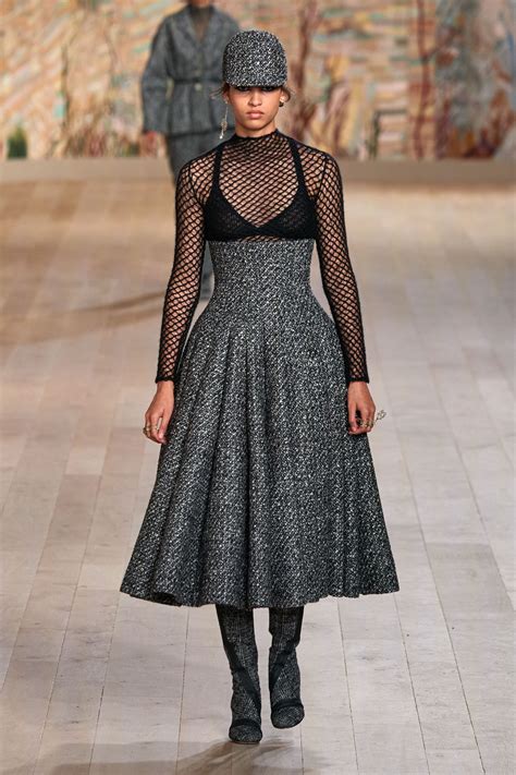 vogue dior fall 2021|christian Dior haute 2021.